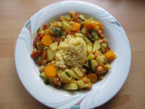 Couscous mit Curry Gemüse